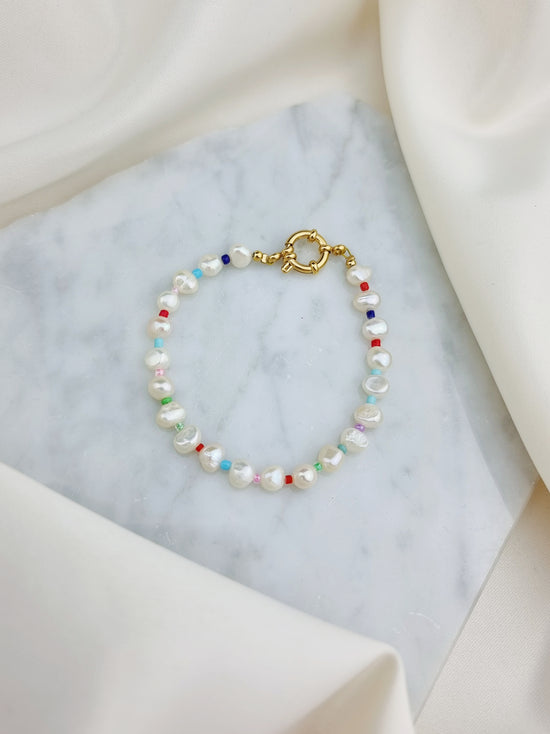 Load image into Gallery viewer, Rainbow Pearl Bracelet
