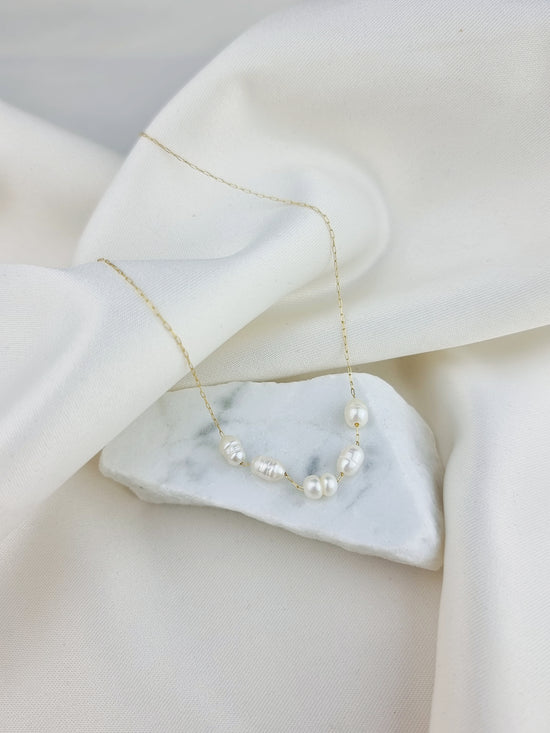 Tiny Pearls Halskette