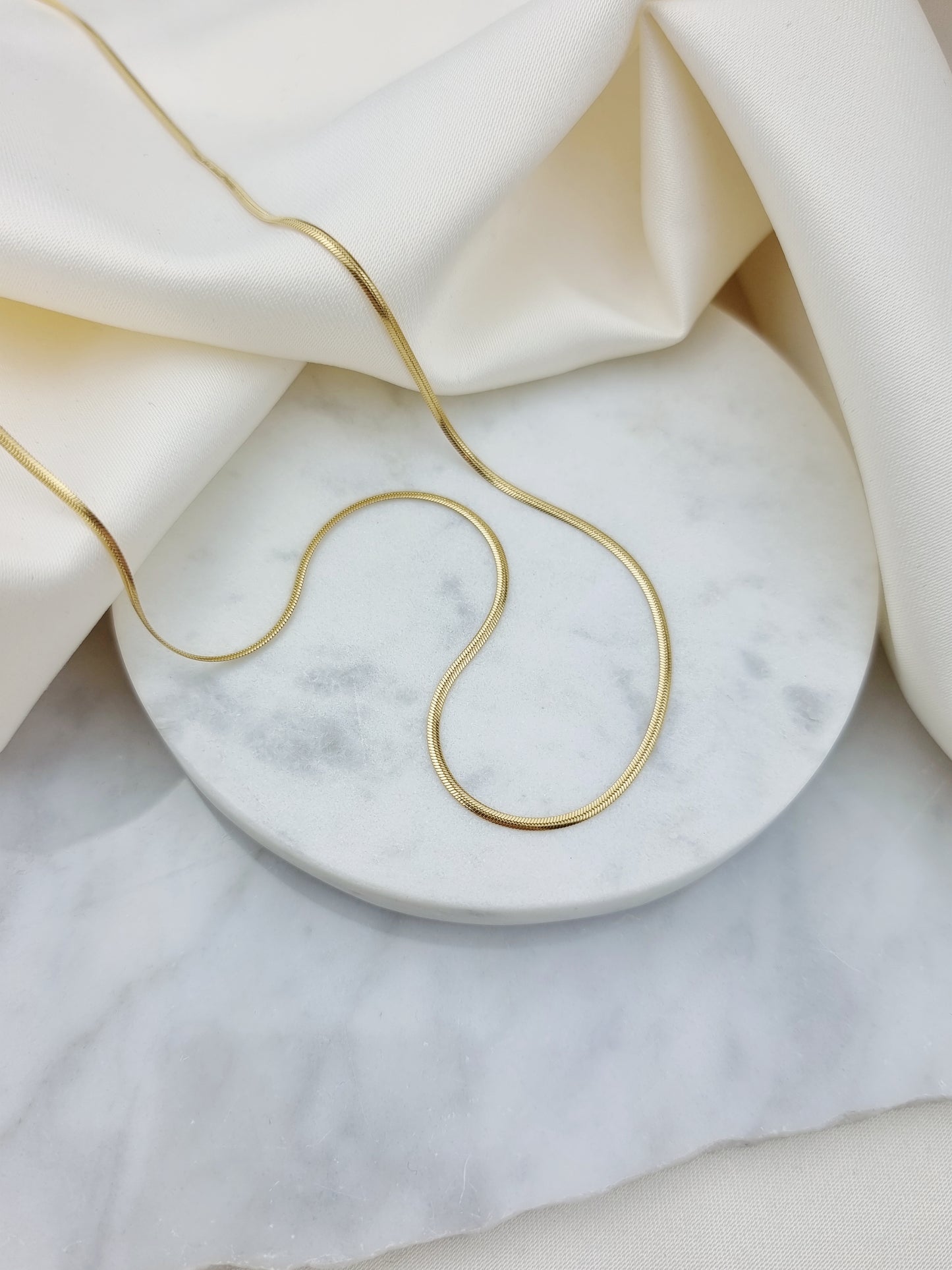 Super Tiny Herringbone Necklace 1mm