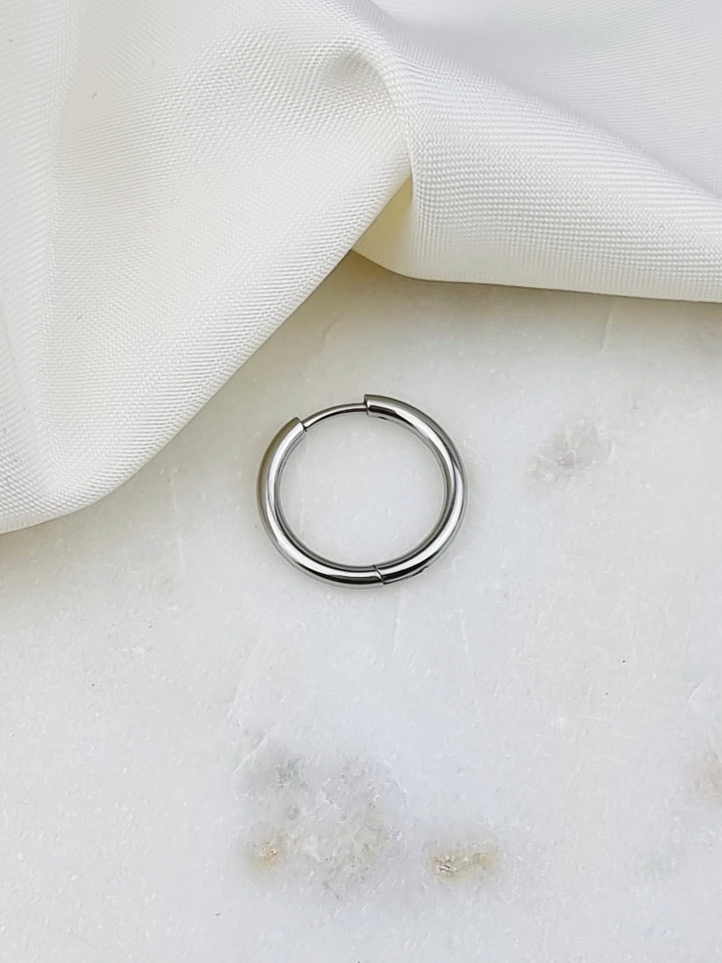 Thick Plain Hoop 16mm