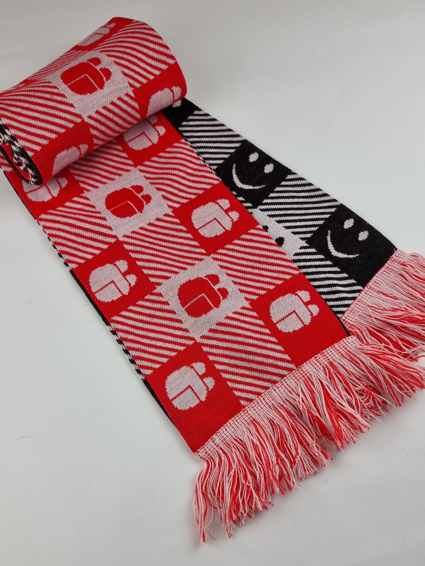 ASTRID DEIGNER X KBS Scarf