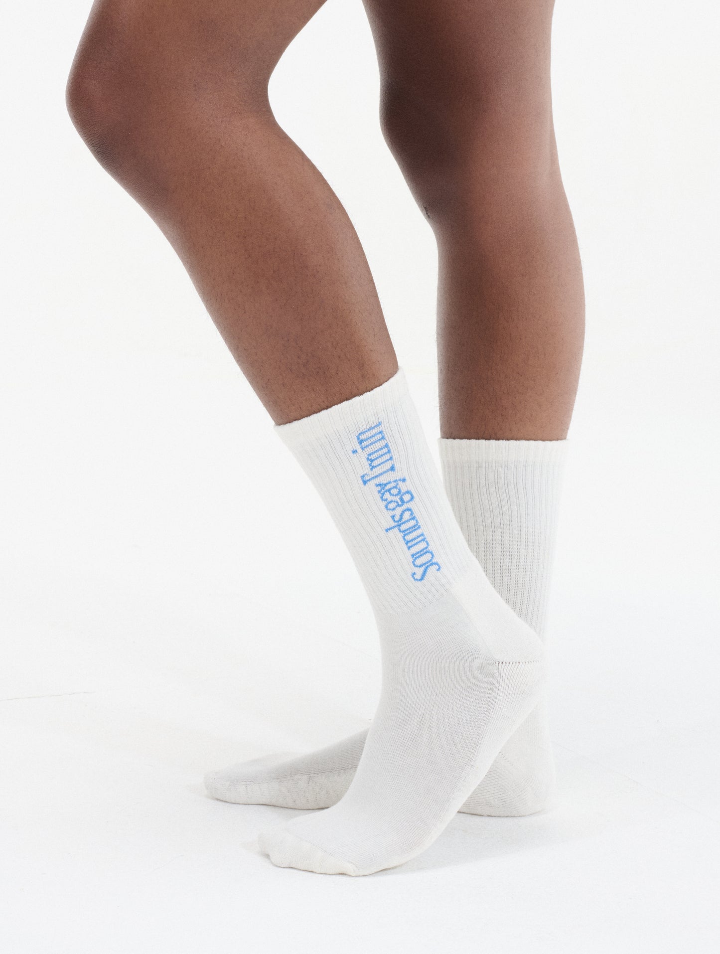 CARNE BOLLENTE Smells Gay I'm In Socks - White