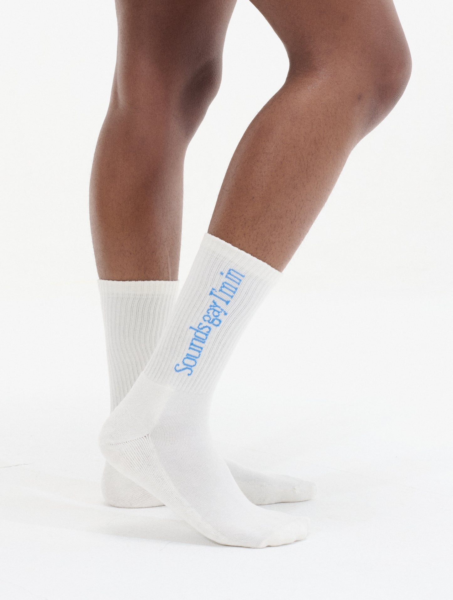 CARNE BOLLENTE Smells Gay I'm In Socks - White
