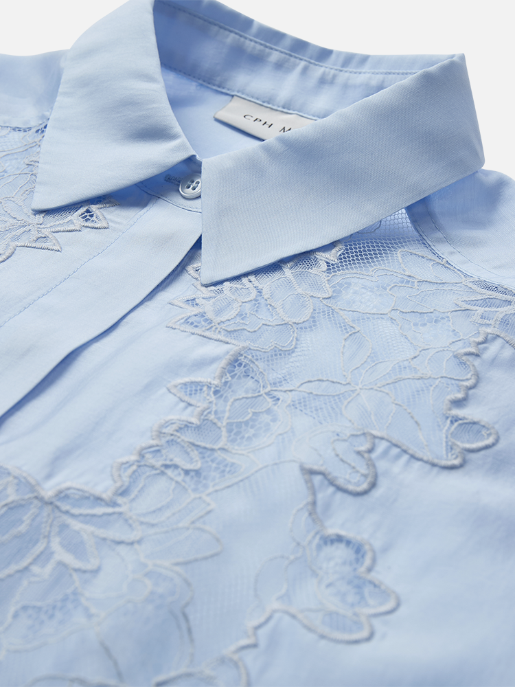 COPENHAGEN MUSE CMMolly Short Boxy Shirt - Skyway