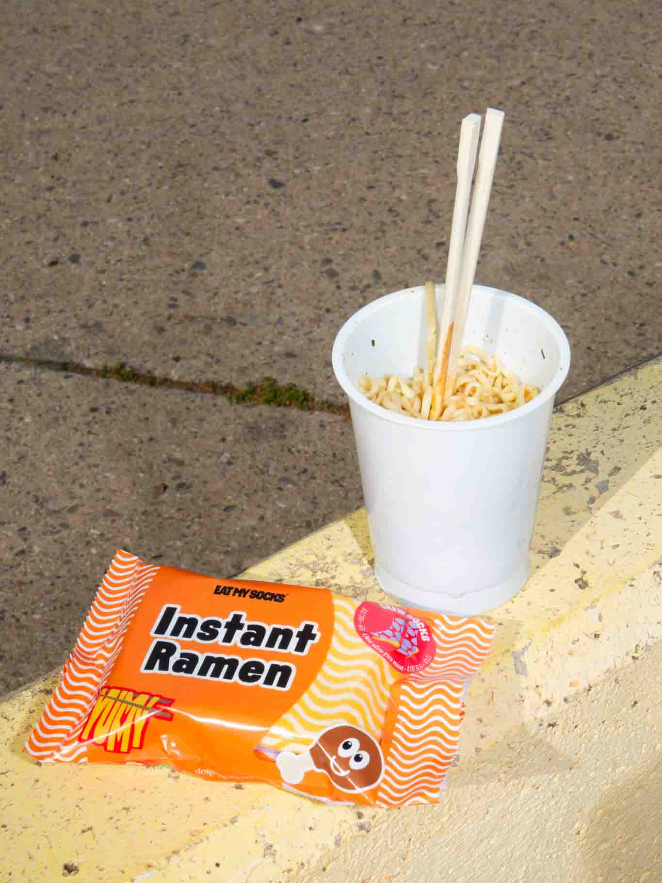 Instant Ramen Chicken Socks - Socken