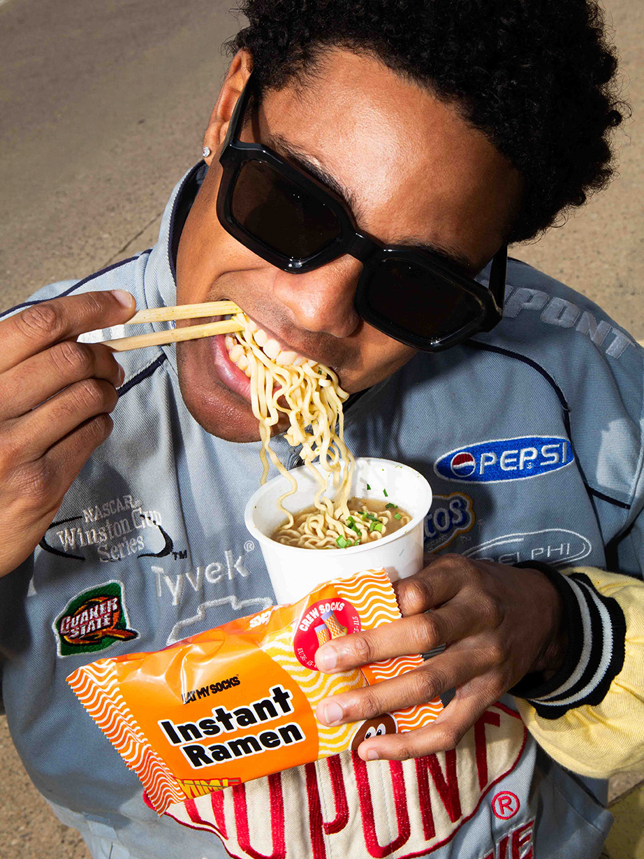 Instant Ramen Chicken Socks - Socken