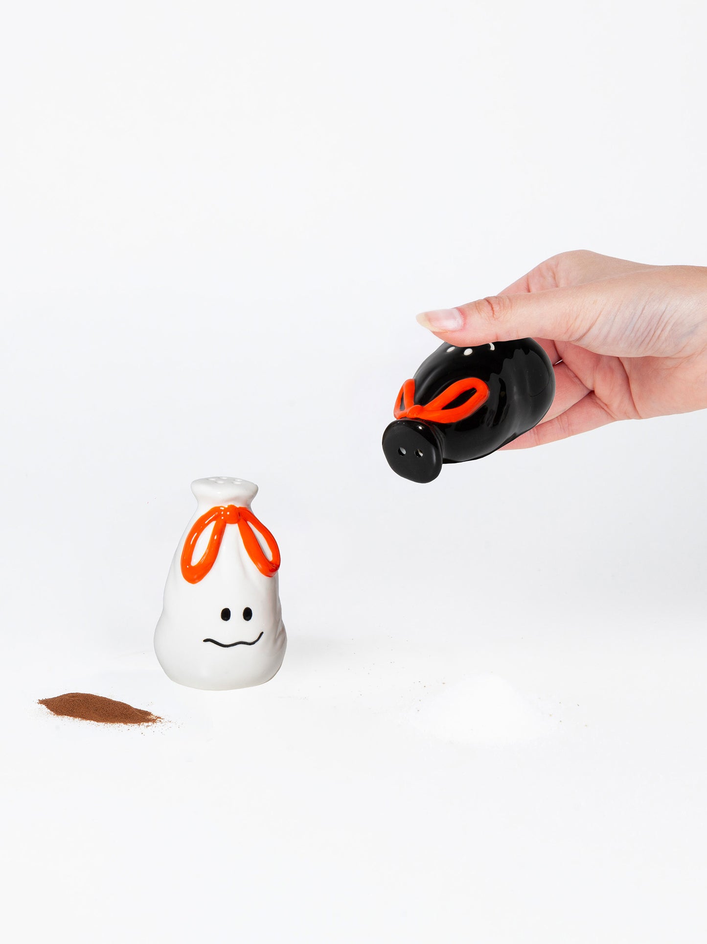 Trashy Bags Salt & Pepper Shakers