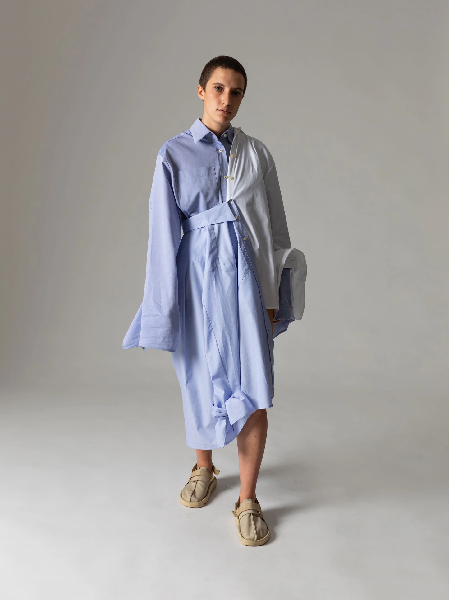 JANA WIELAND Dawn Bow Sleeve Shirt / Cloudless Blue - Hemd