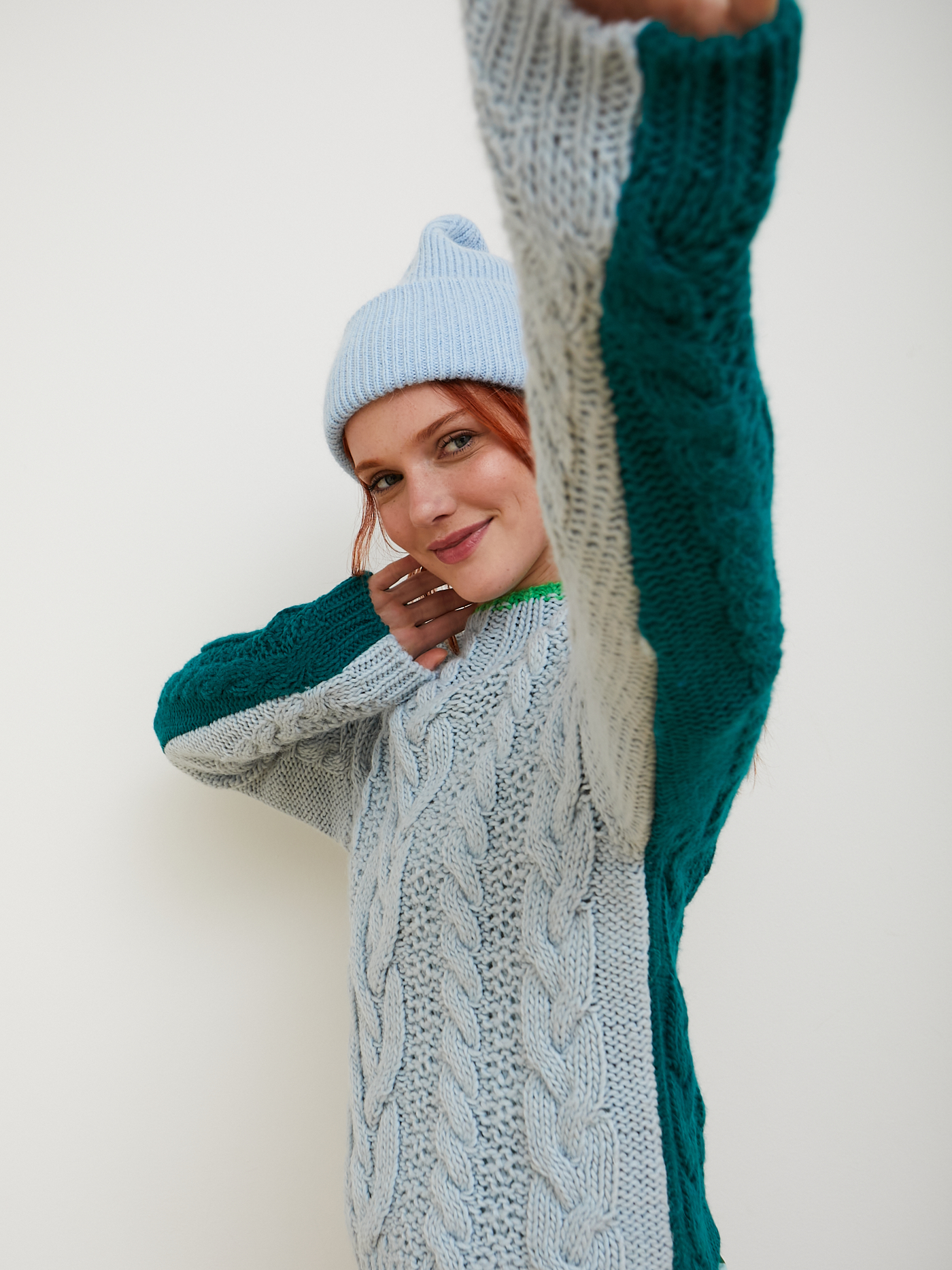 DR BLOOM Marmelade Sweater - Sky Blue