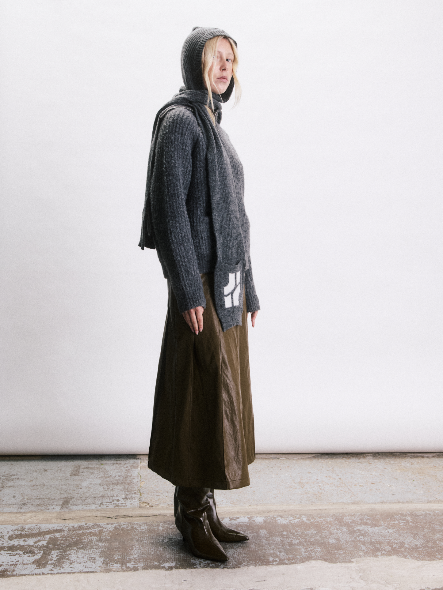JIJI STUDIOS Gareth Hooded Scarf