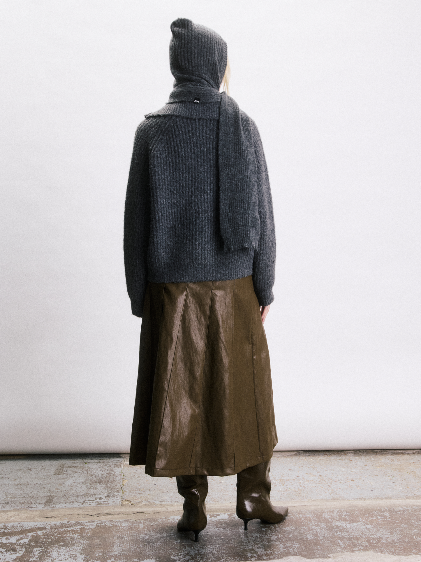 JIJI STUDIOS Gareth Hooded Scarf
