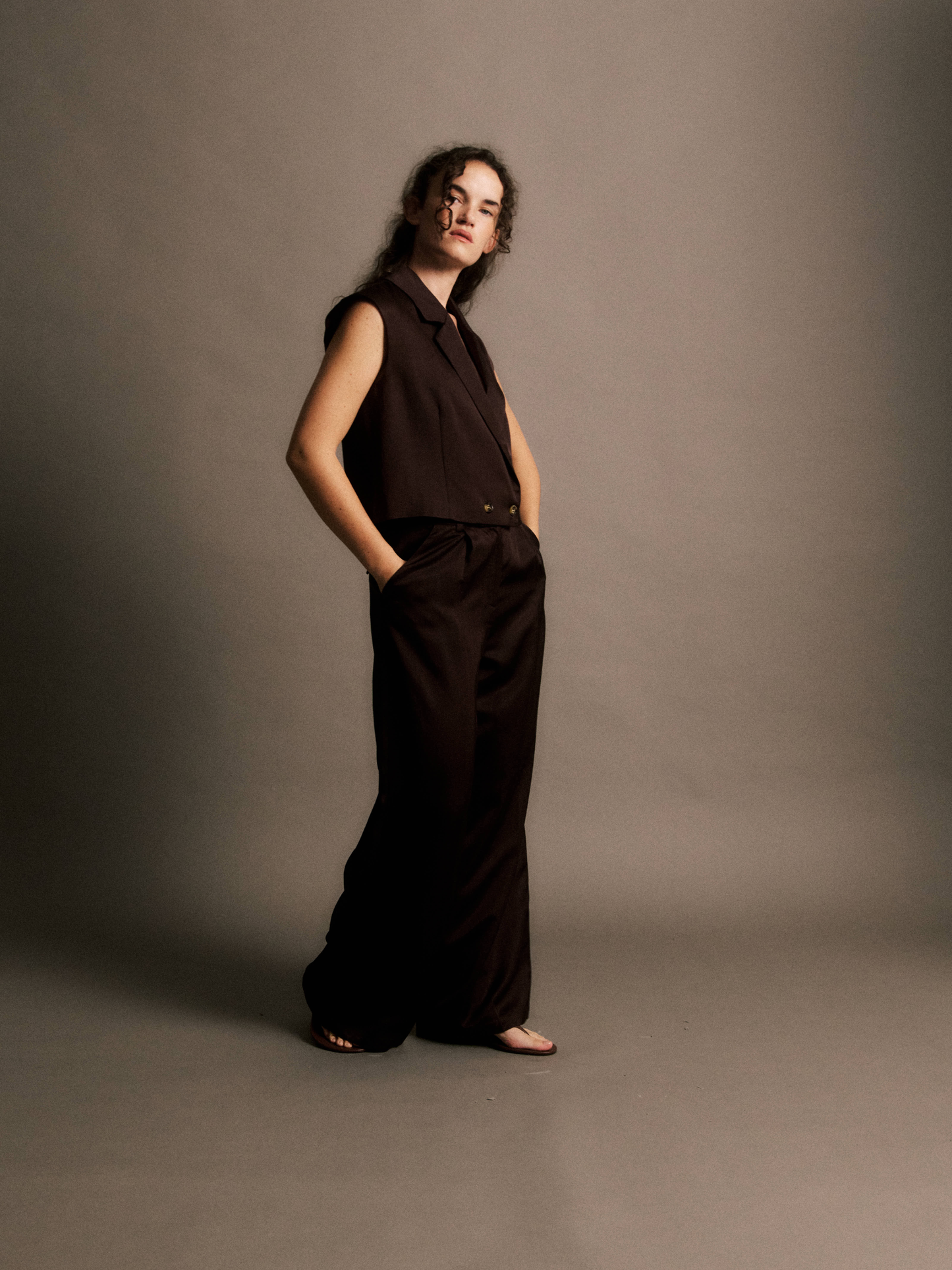 JIJI STUDIOS Diego Gilet