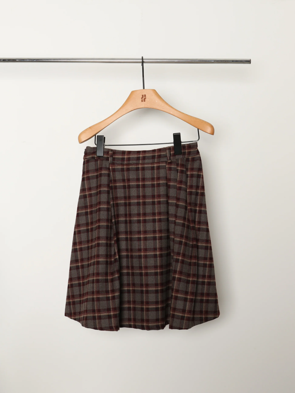 JIJI STUDIOS Pam Skirt - S - Rock