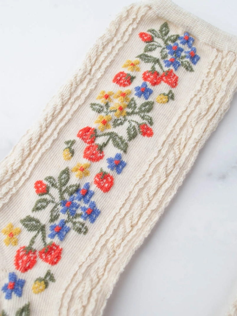 Vintage Strawberry Socks Oatmeal