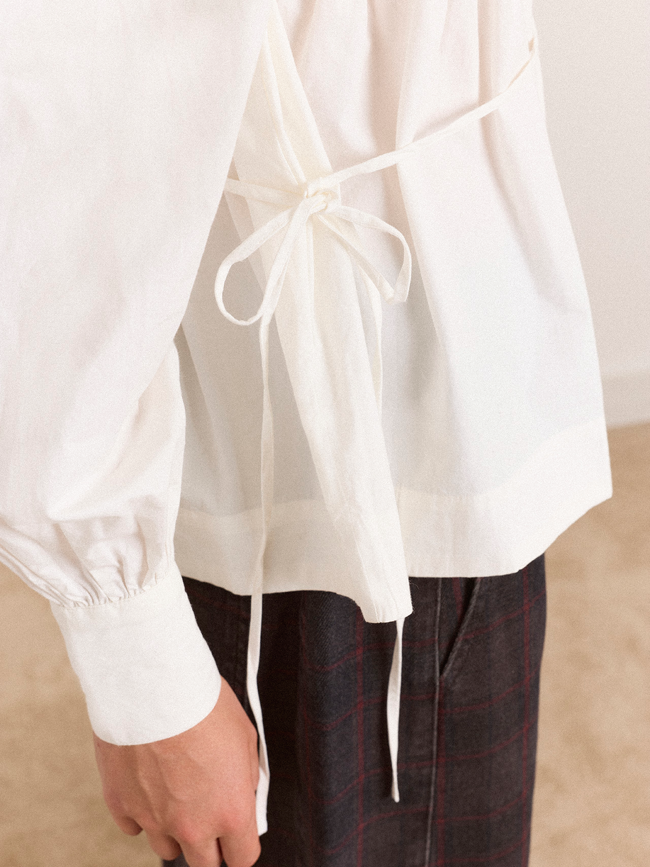 DAMSON MADDER Lettie Bo Detail Blouse - White