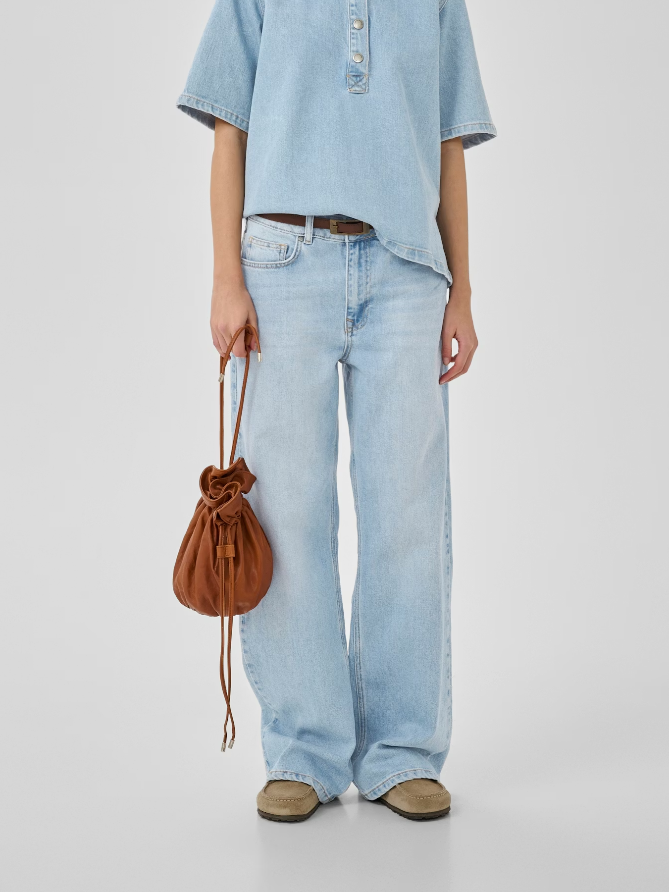 MY ESSENTIAL WARDROBE The Louis 139 High Wide