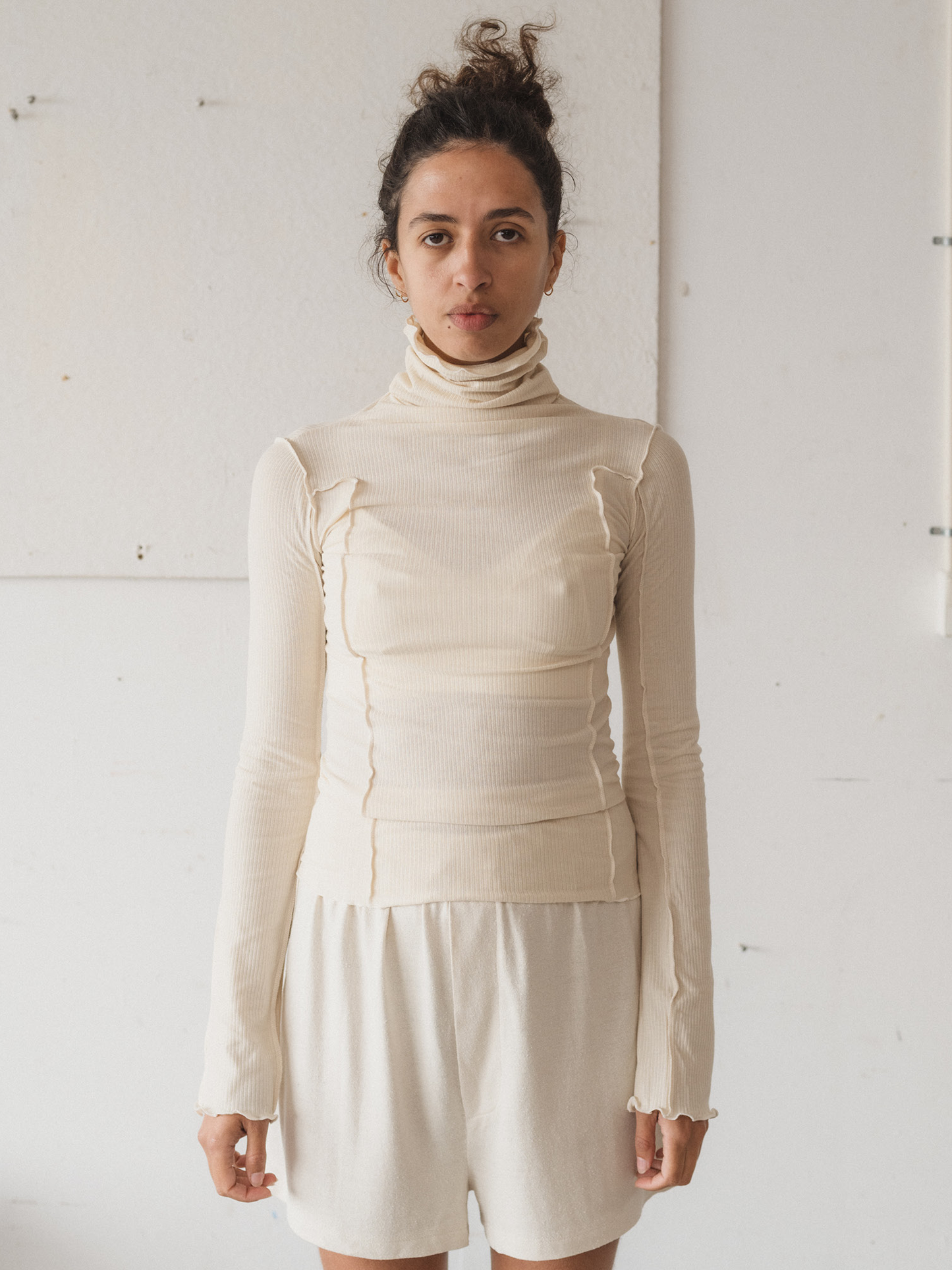 BASERANGE Omato Turtle Neck - Off White