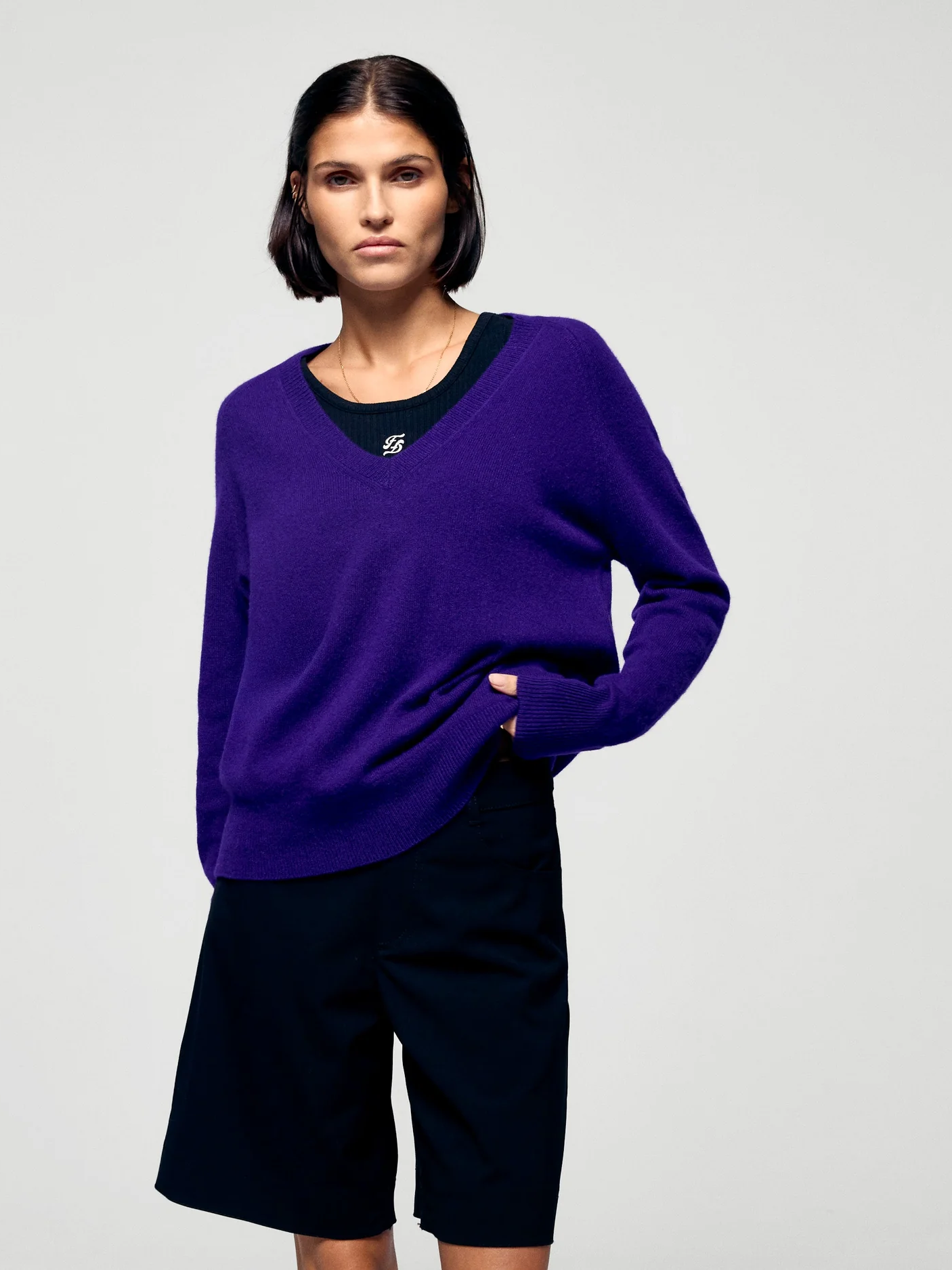 FROM FUTURE V-Neck Sweater Velvet Purple