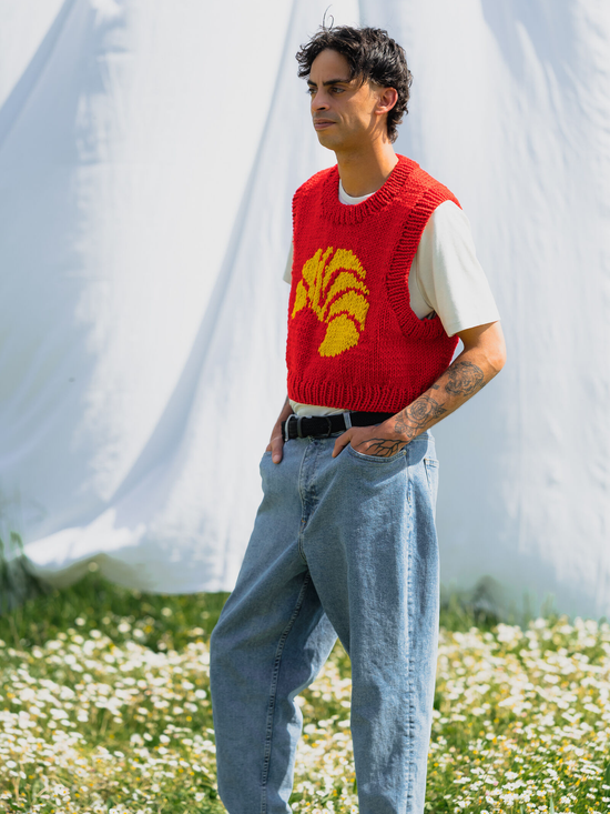 ROMANDO Croissant Sweater Red/Yellow - Strick