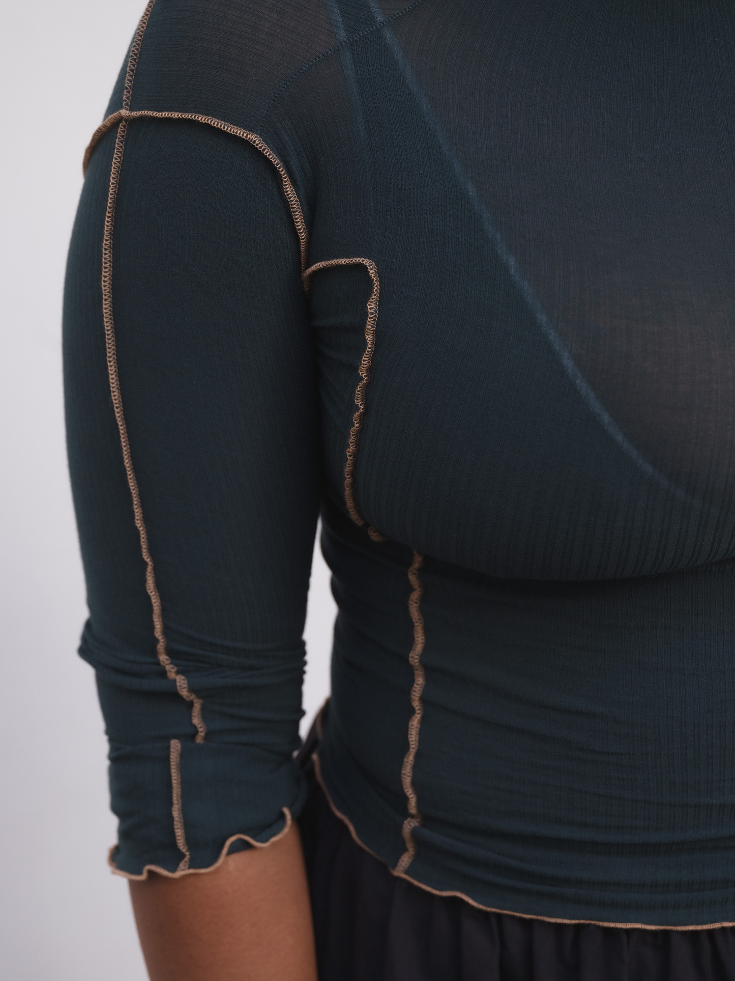BASERANGE Omato Turtleneck - Hirsu Green