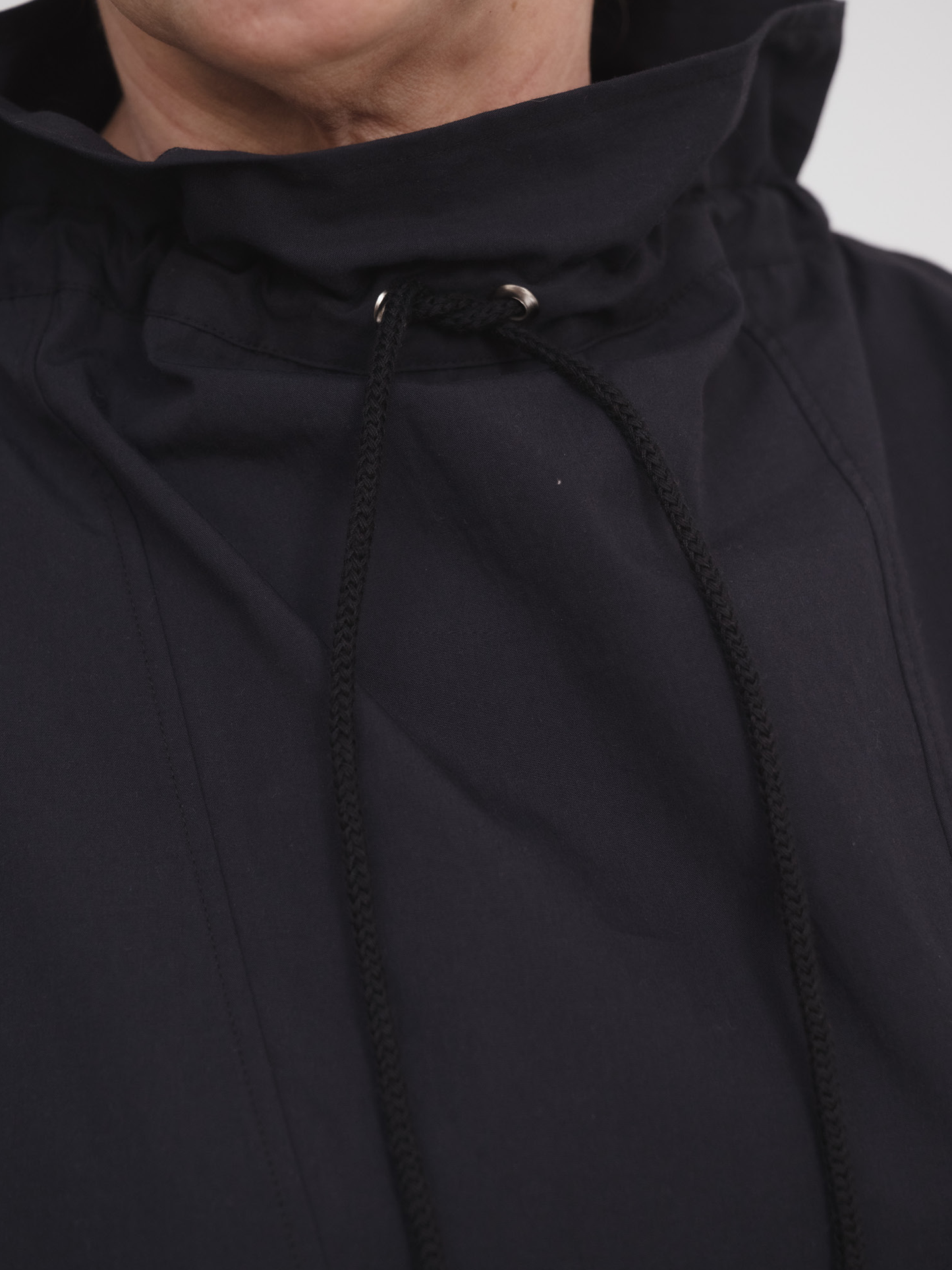 BASERANGE Uro Top - Black