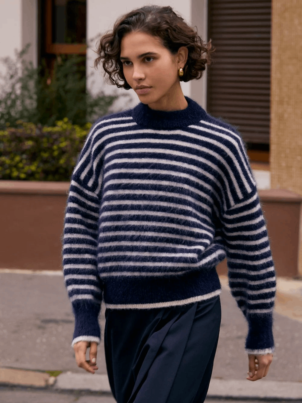 SURPRISE PARIS Lala Mohair Pullover - Navy & Creme
