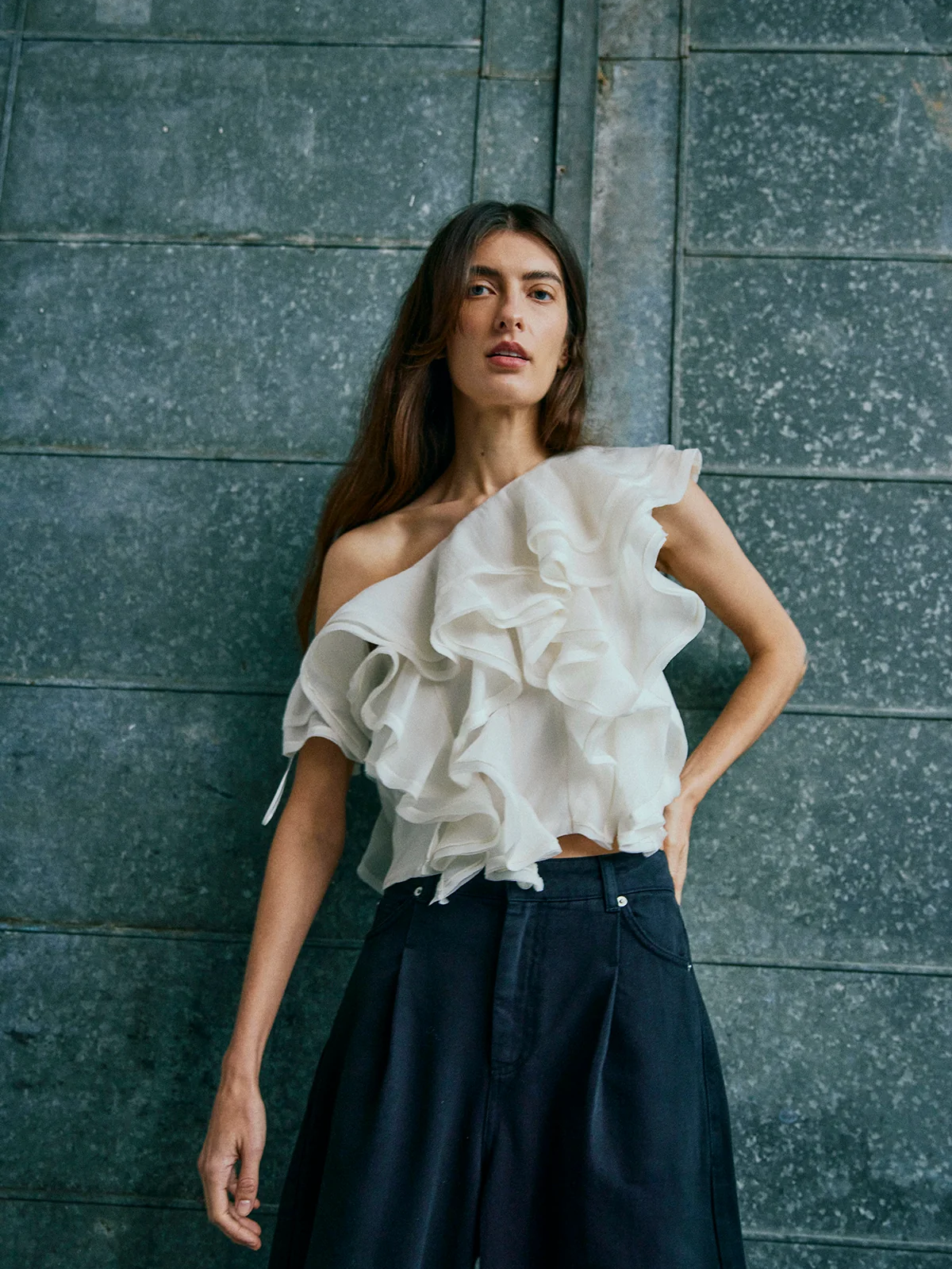 COPENHAGEN MUSE CMTilly Blouse Asymmetric - Jet Stream