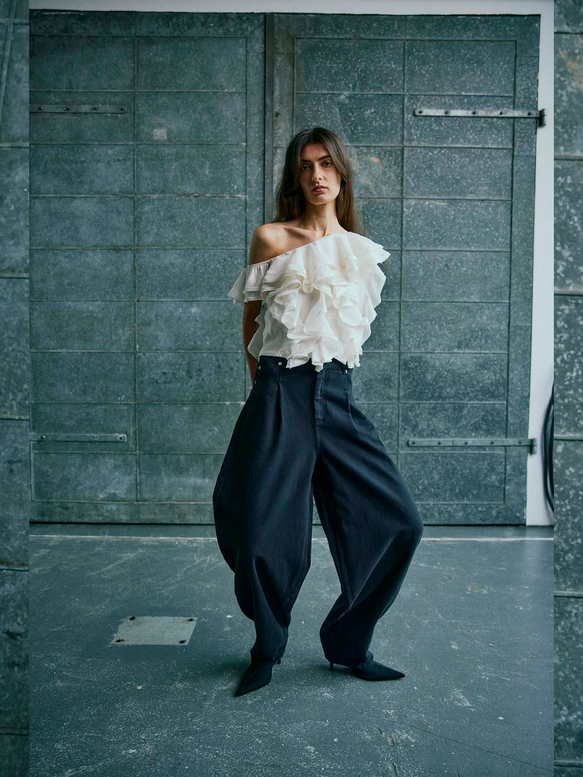 COPENHAGEN MUSE CMTilly Blouse Asymmetric - Jet Stream