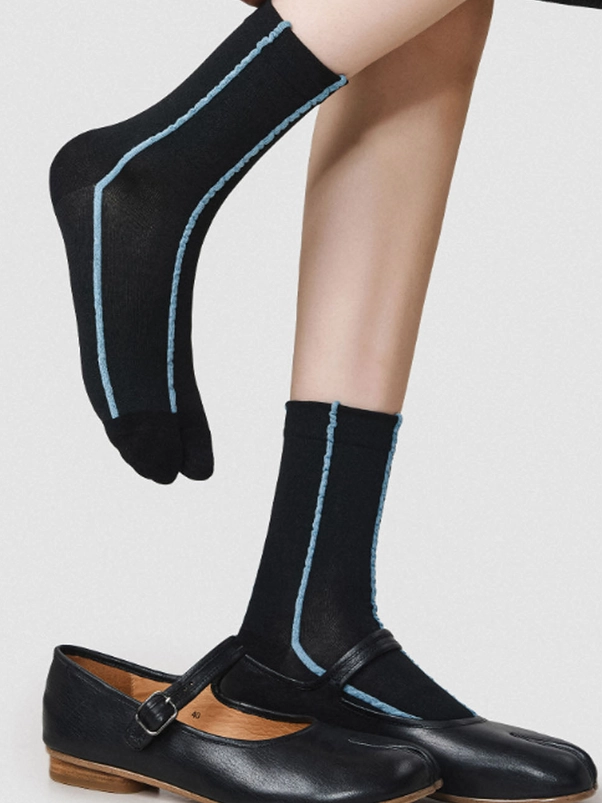 Striped Tabi Socks - Black