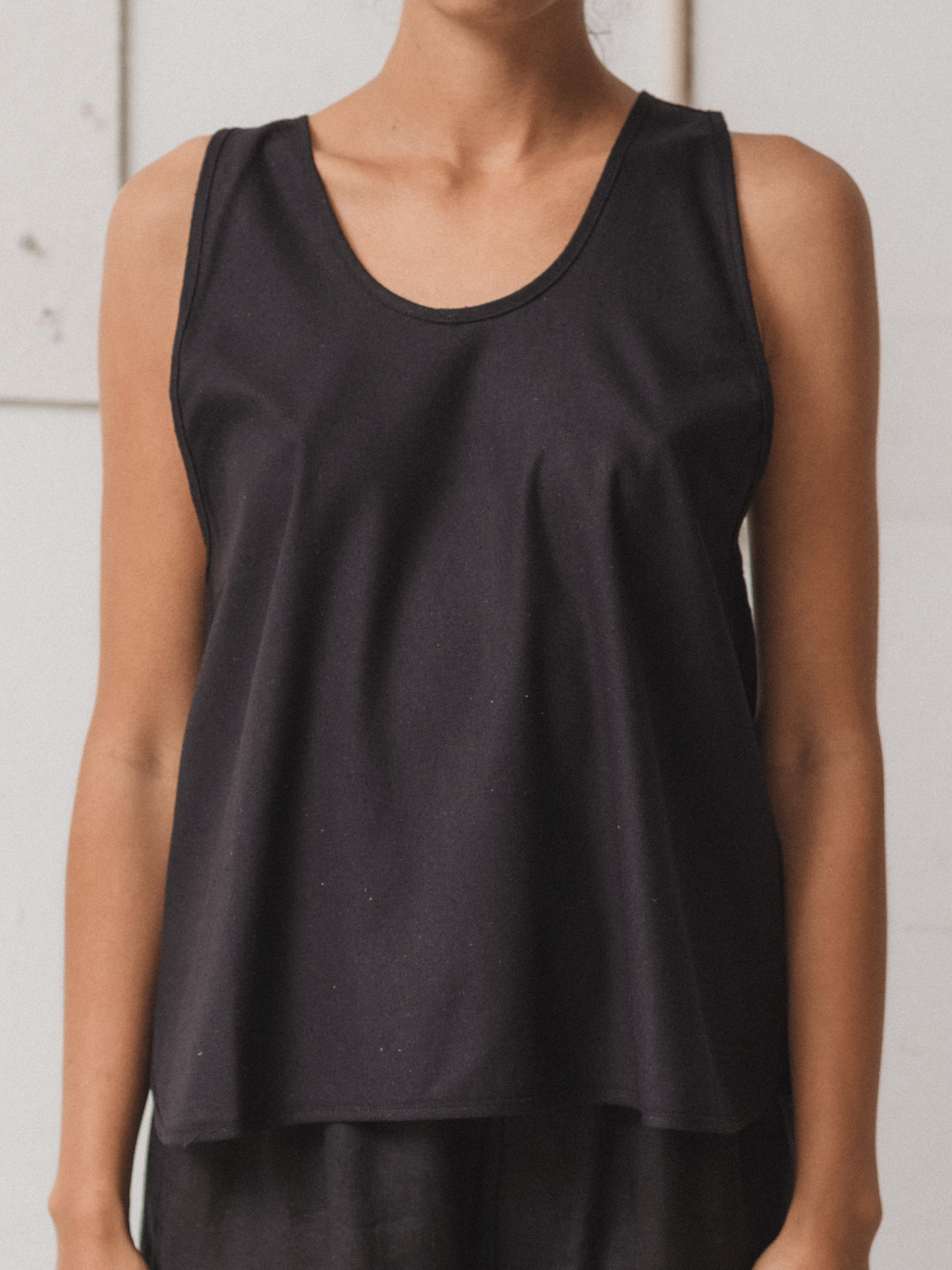 BASERANGE Apron Top - Black