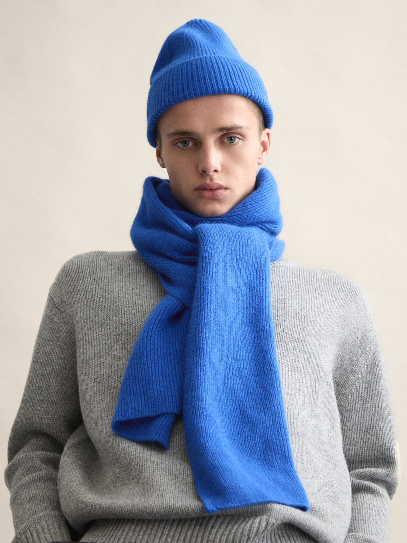 LE BONNET Scarf Royal Azure
