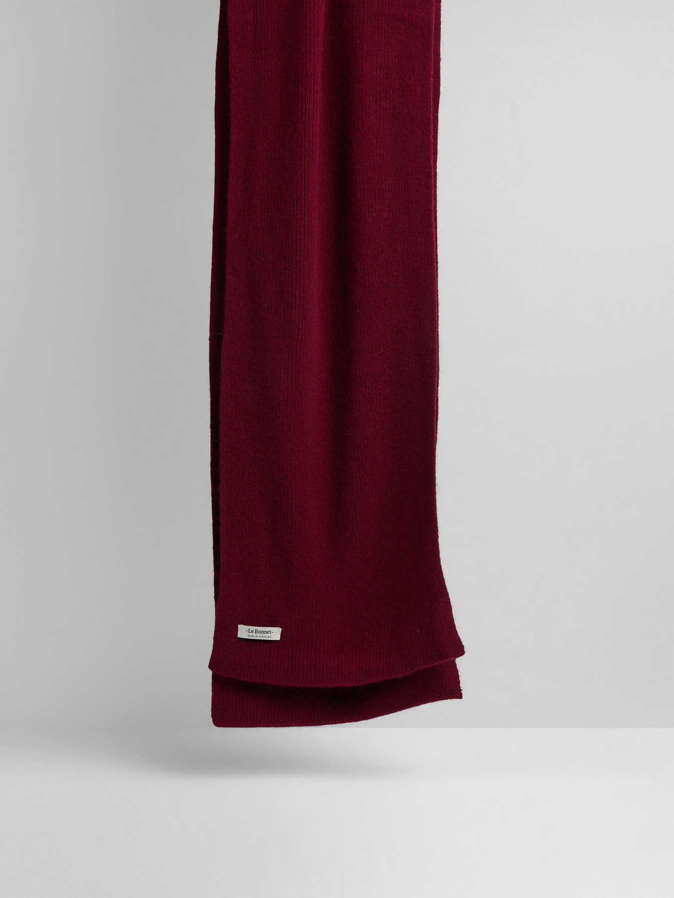 LE BONNET Scarf Wine Red