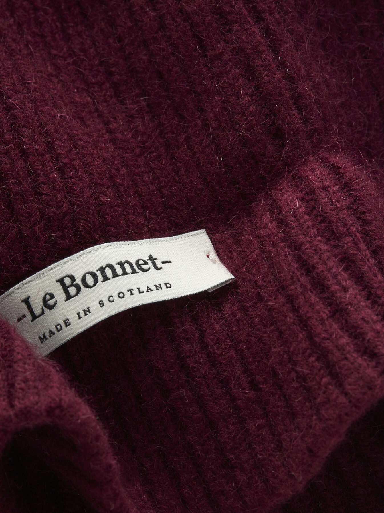 LE BONNET Scarf Wine Red
