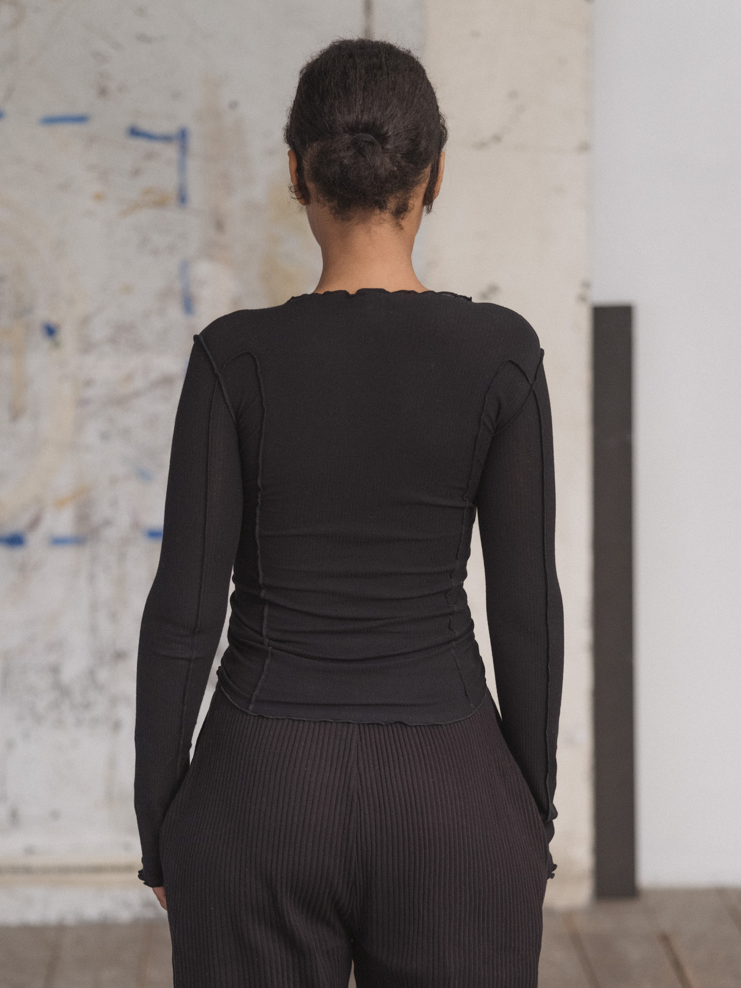 BASERANGE Omato Long Sleeve Tee - Black