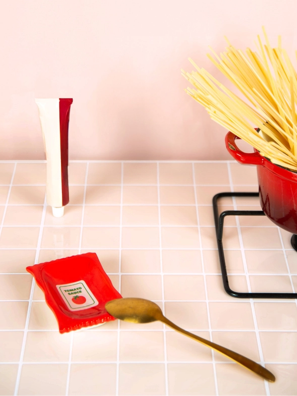 Ketchup Pocket Emptier