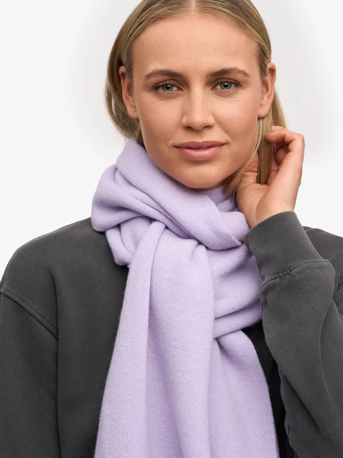 COLORFUL STANDARD Merino Wool Scarf - Soft Lavender