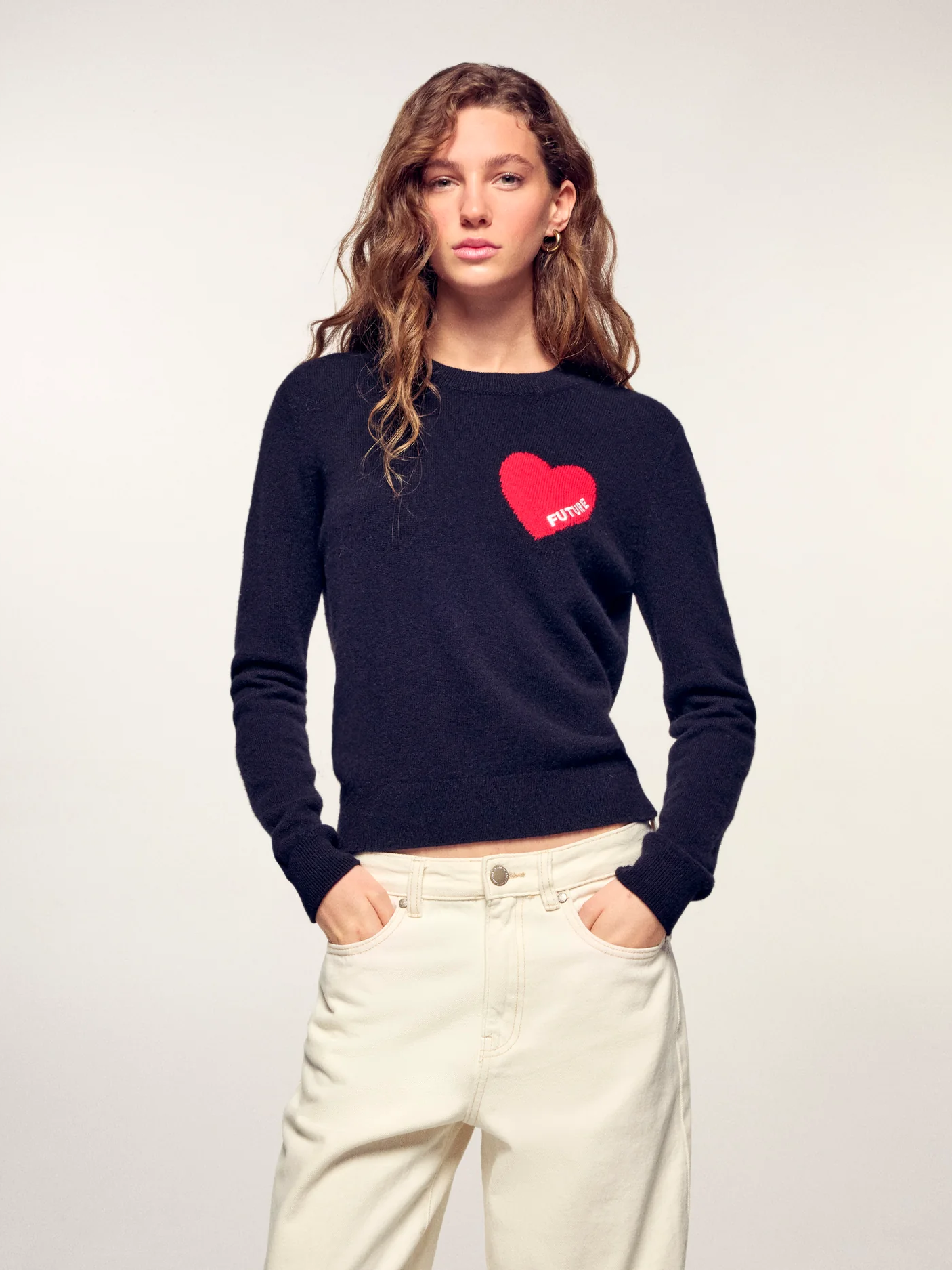 FROM FUTURE Sweater Crewneck Heart Embroidery Future Black
