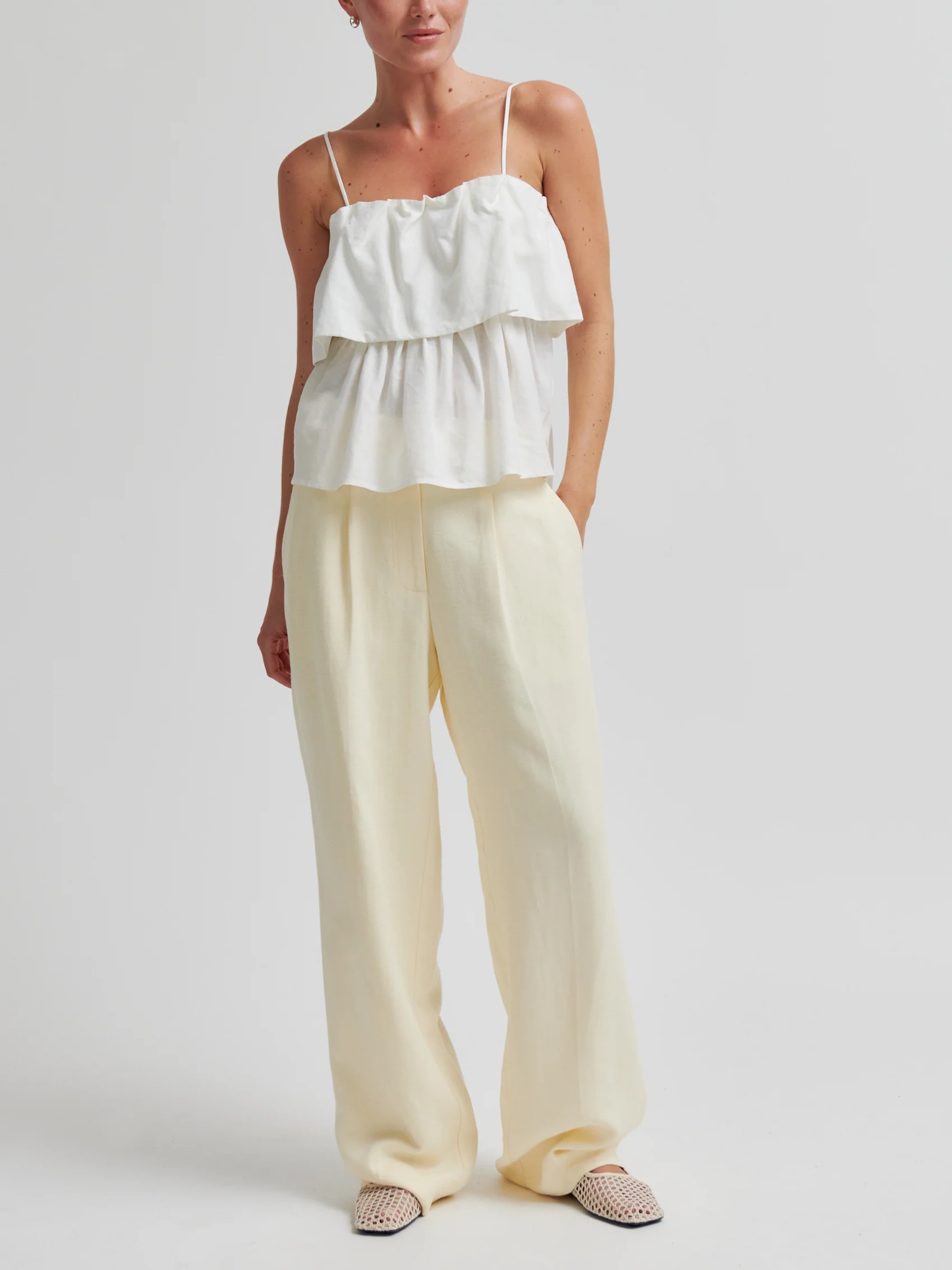 SECOND FEMALE Lino Classic Trousers Yellow