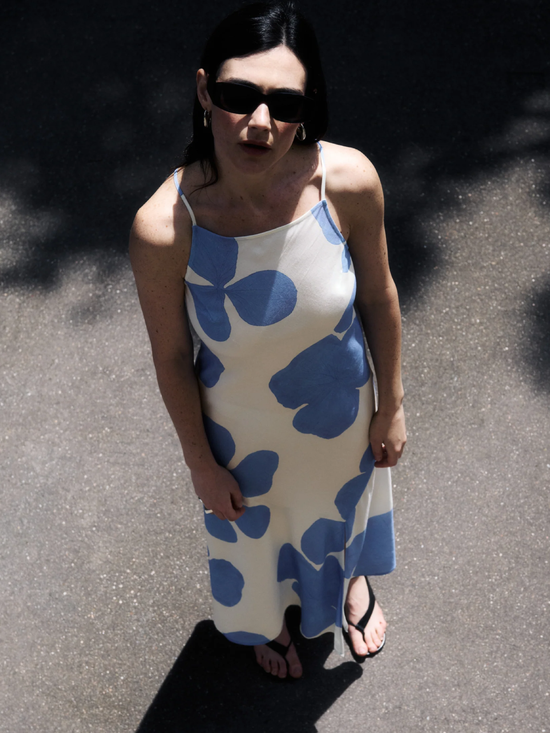 Lade das Bild in den Galerie-Viewer, JIJI STUDIOS Louise Dress
