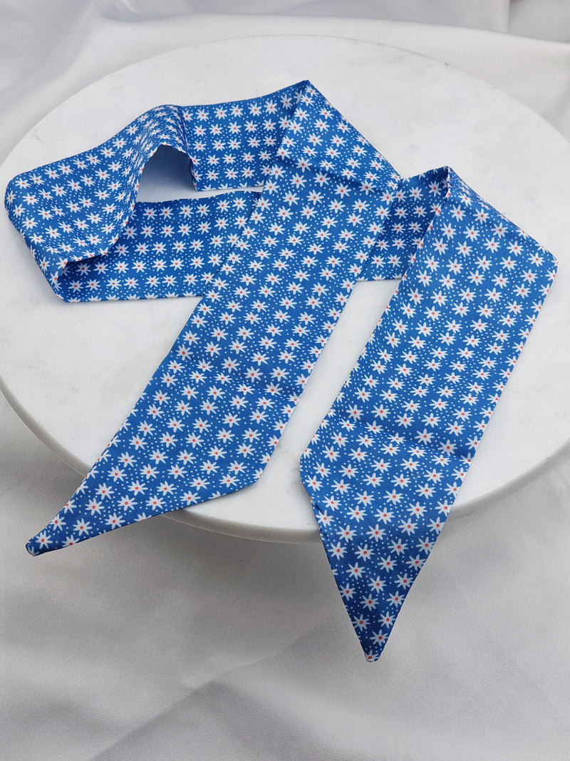 Thin Blue Scarf - Daisy - Schal