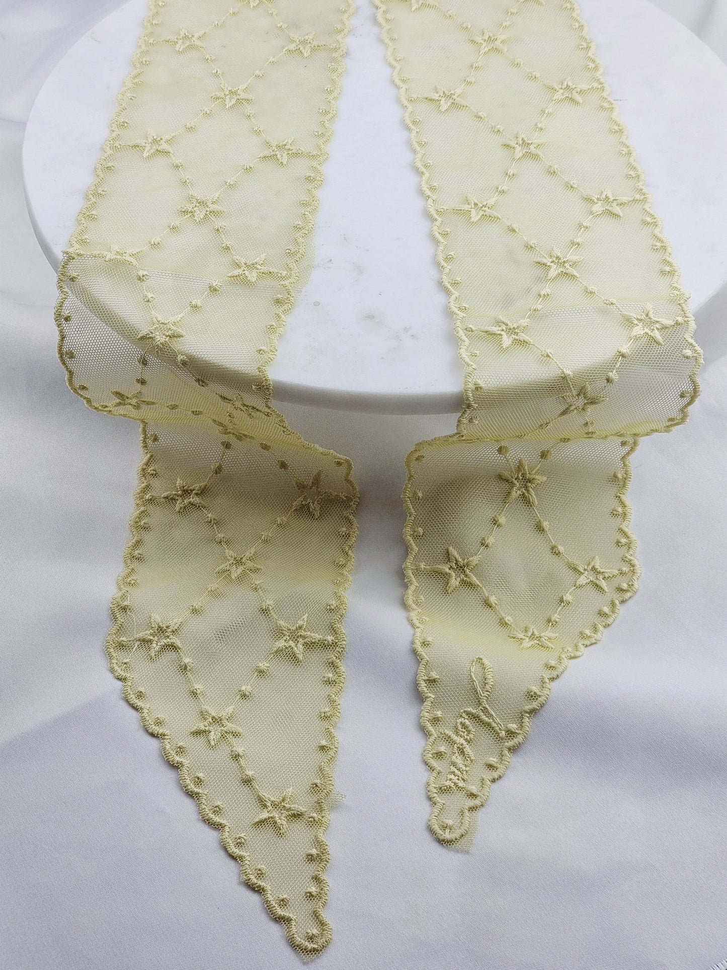 Lace Scarf - Schal