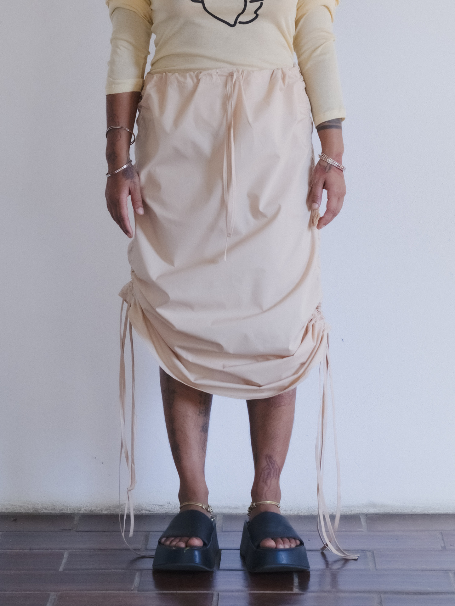 BASERANGE Pictorial Skirt Andradita Sand