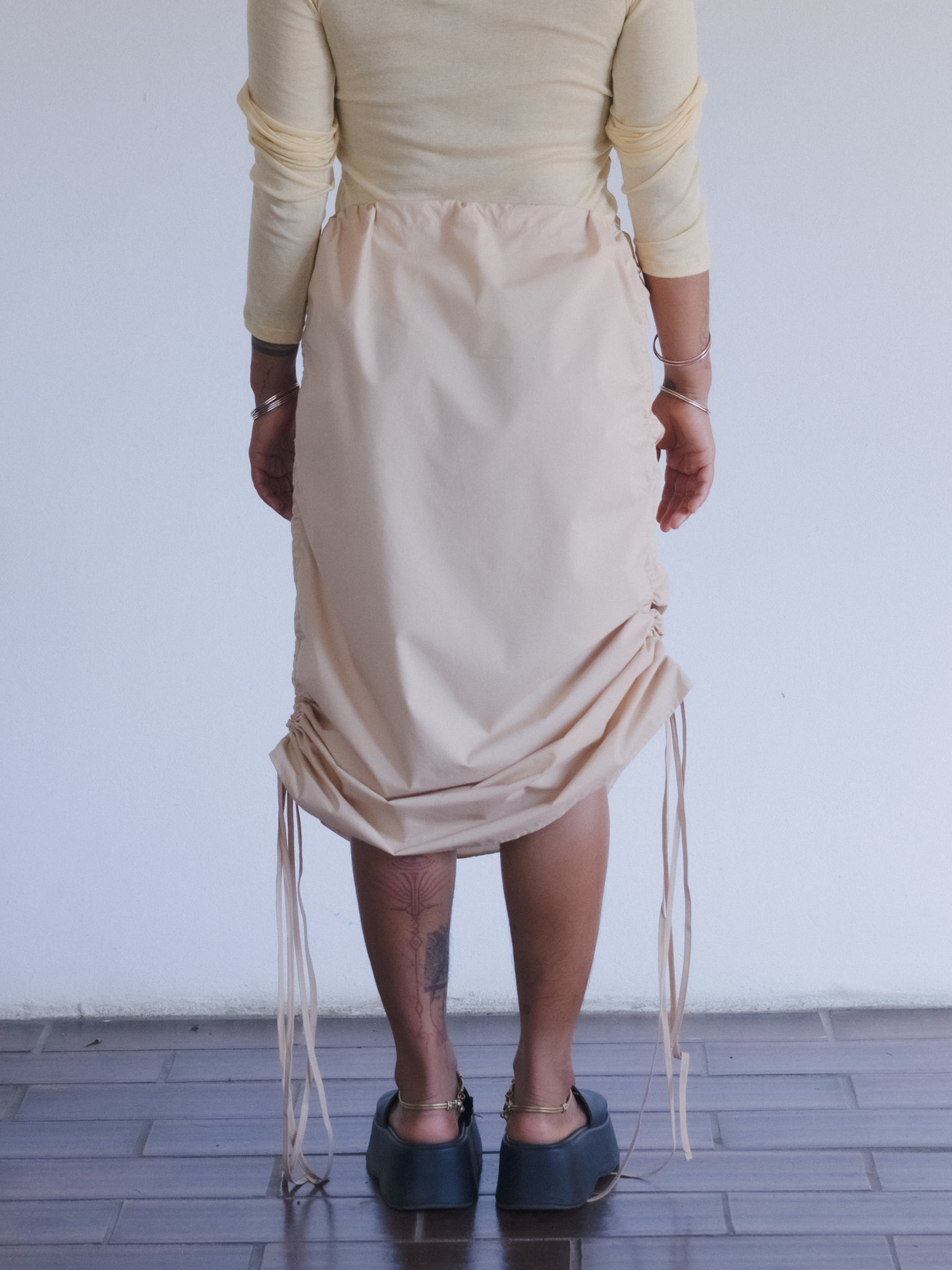 BASERANGE Pictorial Skirt Andradita Sand