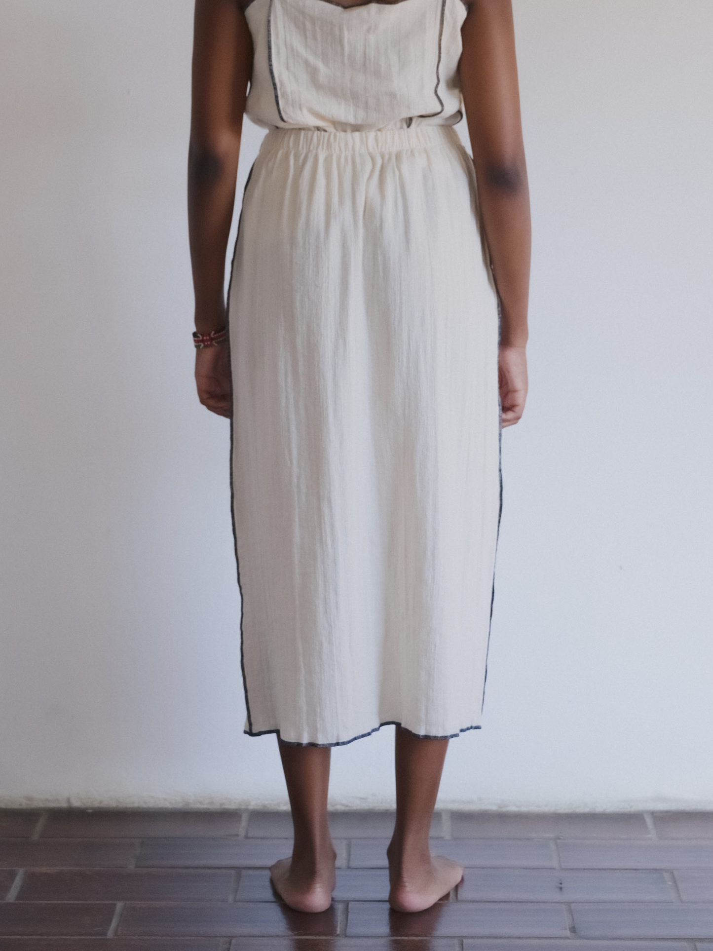 BASERANGE Folio Skirt Off-White