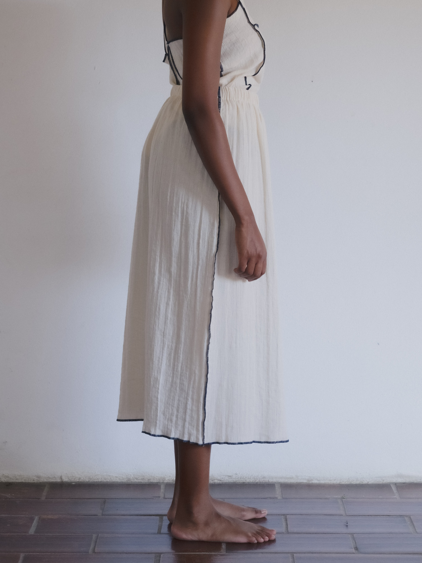 BASERANGE Folio Skirt Off-White