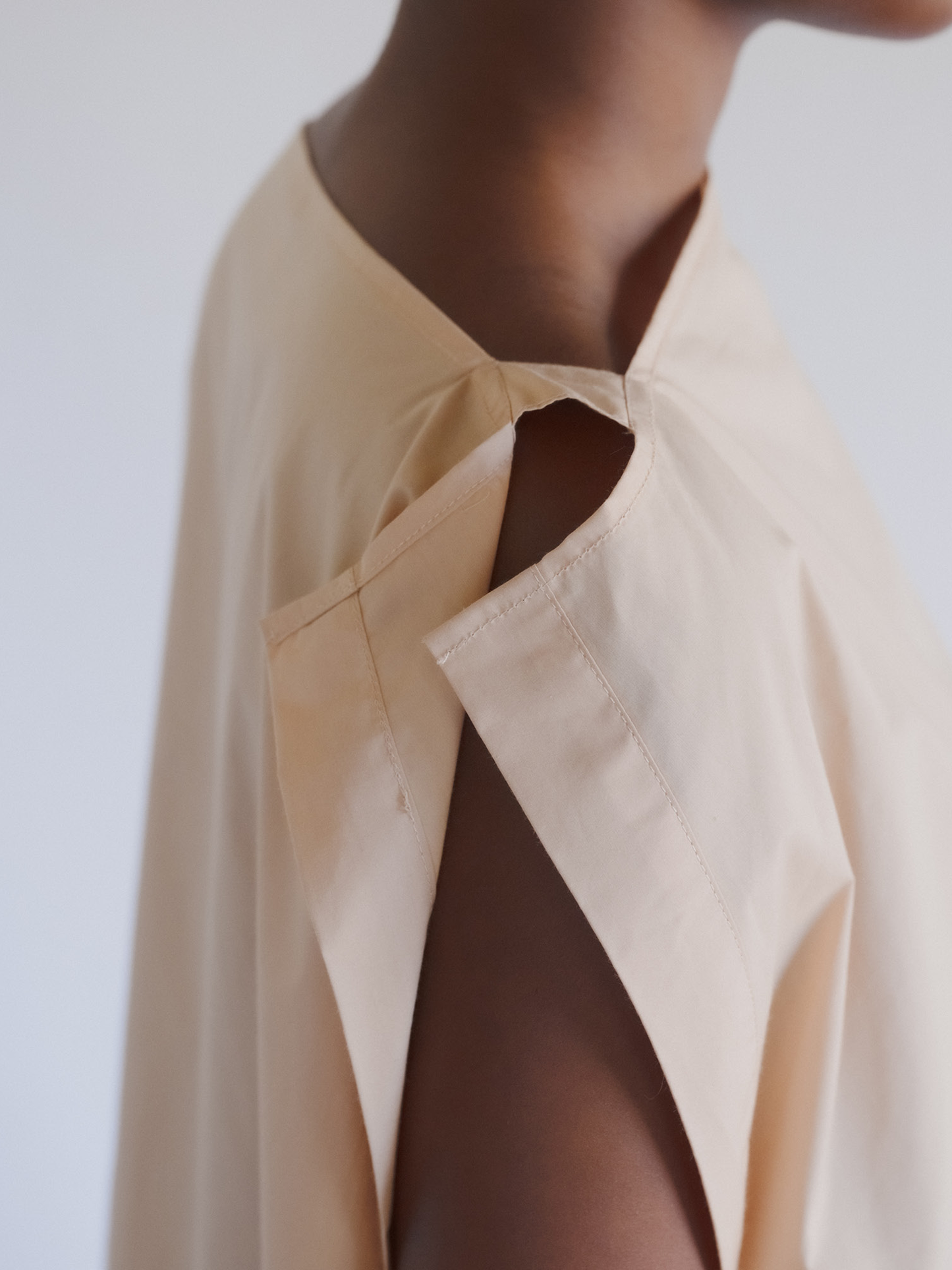 BASERANGE Part Top Andradita Sand