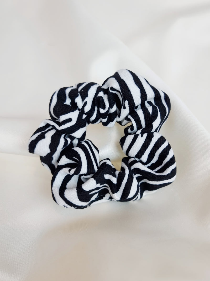 Zebra Scrunchie - Black - Scrunchie