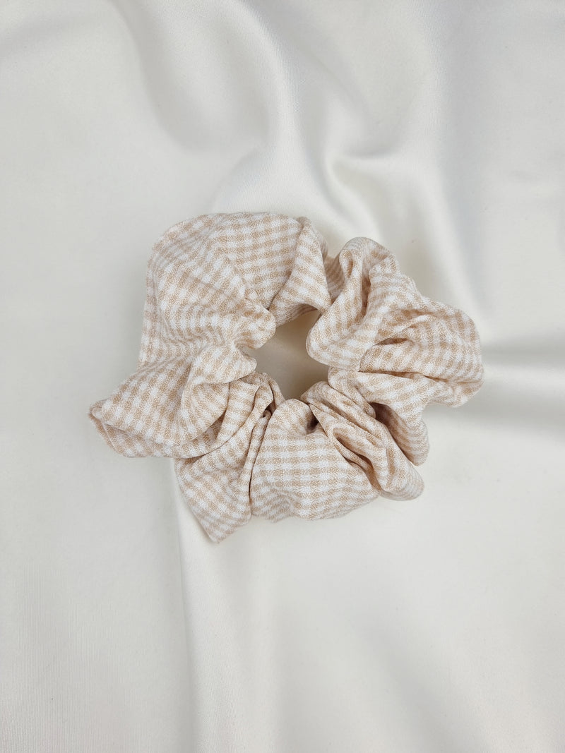 Picnic Scrunchie - Beige - Scrunchie