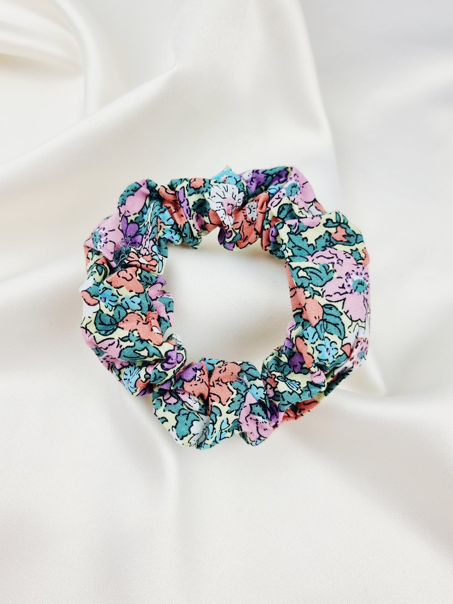 Vintage Flower Scrunchie