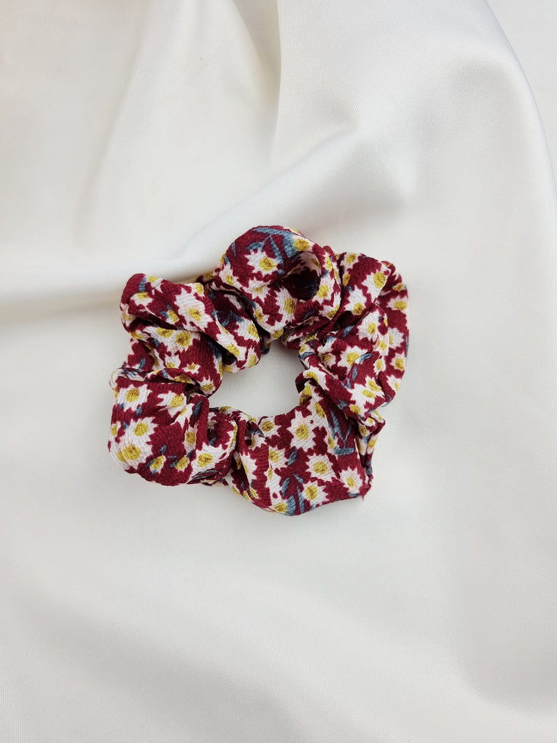 Flower Cotton Scrunchie - Red - Scrunchie